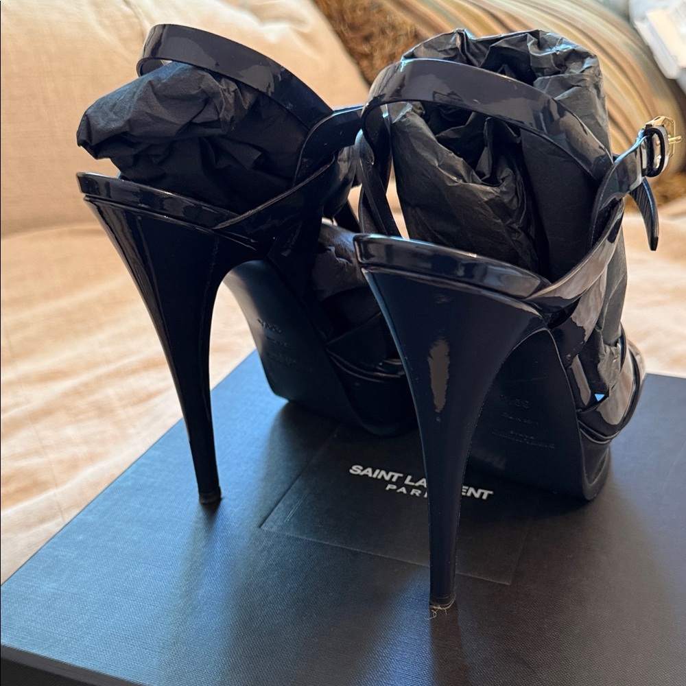 Saint Laurent Deep Navy Patent Leather Bow Platform Heels - Picture 4 of 5